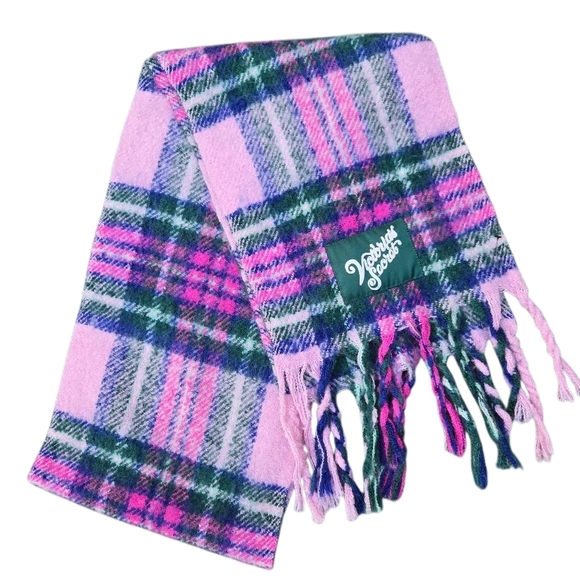 Victoria's Secret Cozy Plaid Scarf - Picture 1 of 7